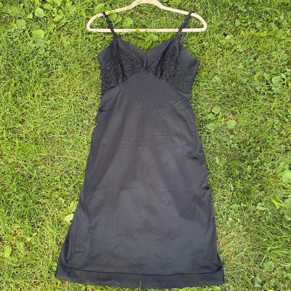 Hollywood Vassarette Vintage Slip Dress 32 Black Lace Bodice Nylon Tricot USA